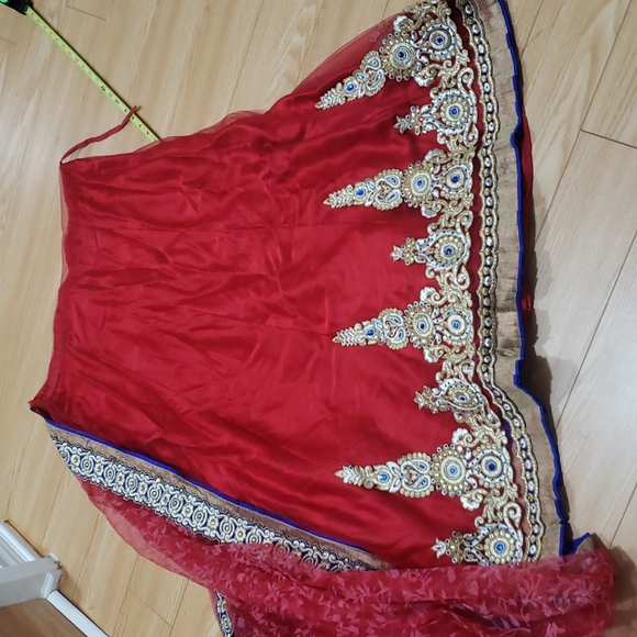 Ready to wear Sarees Free size - Picture 6 of 9